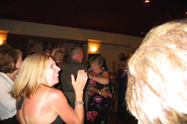 ../image/joan's reunion linda kirschner,lynn hurley., joan & paul 9,2.jpg